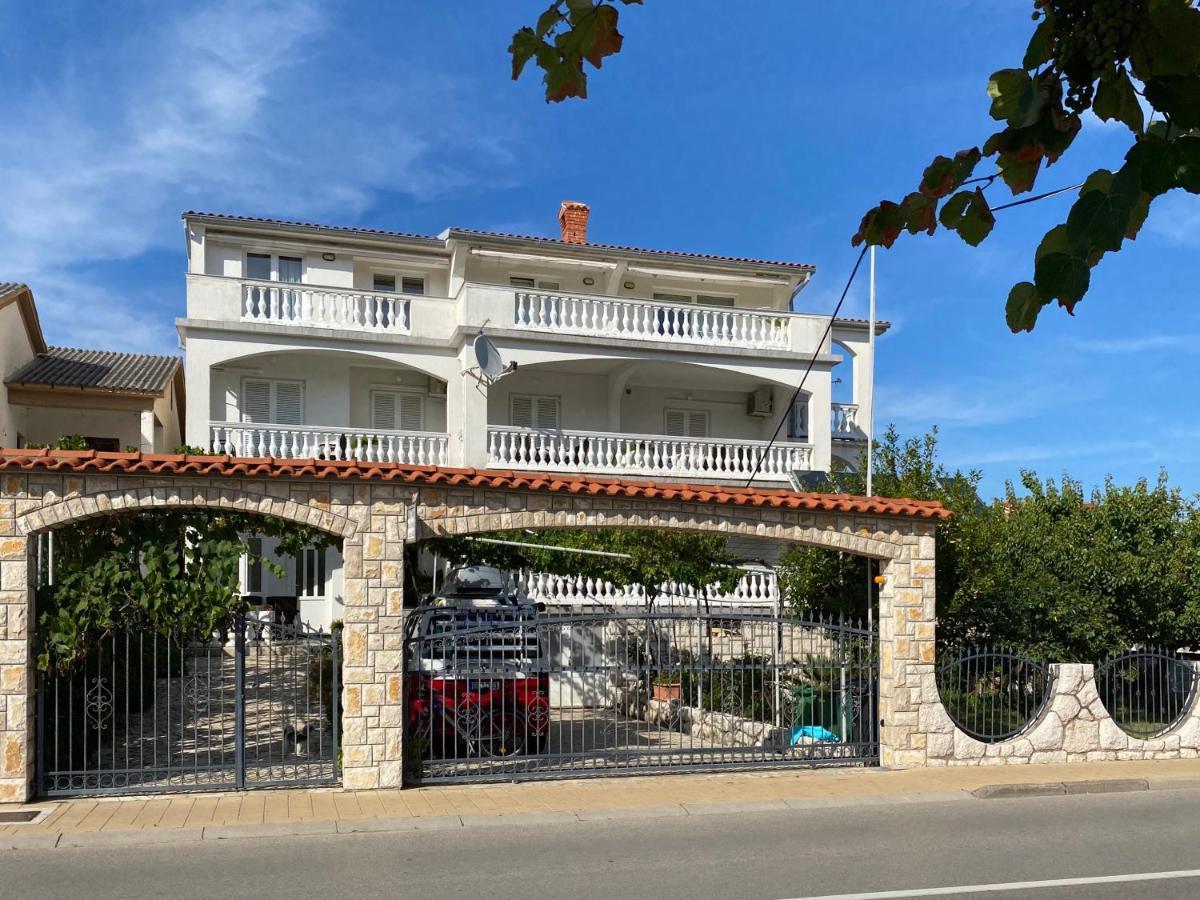 Apartments Marija Lopar Luaran gambar