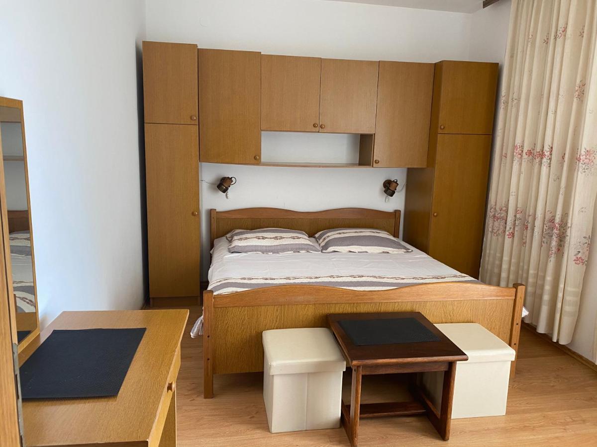 Apartments Marija Lopar Luaran gambar