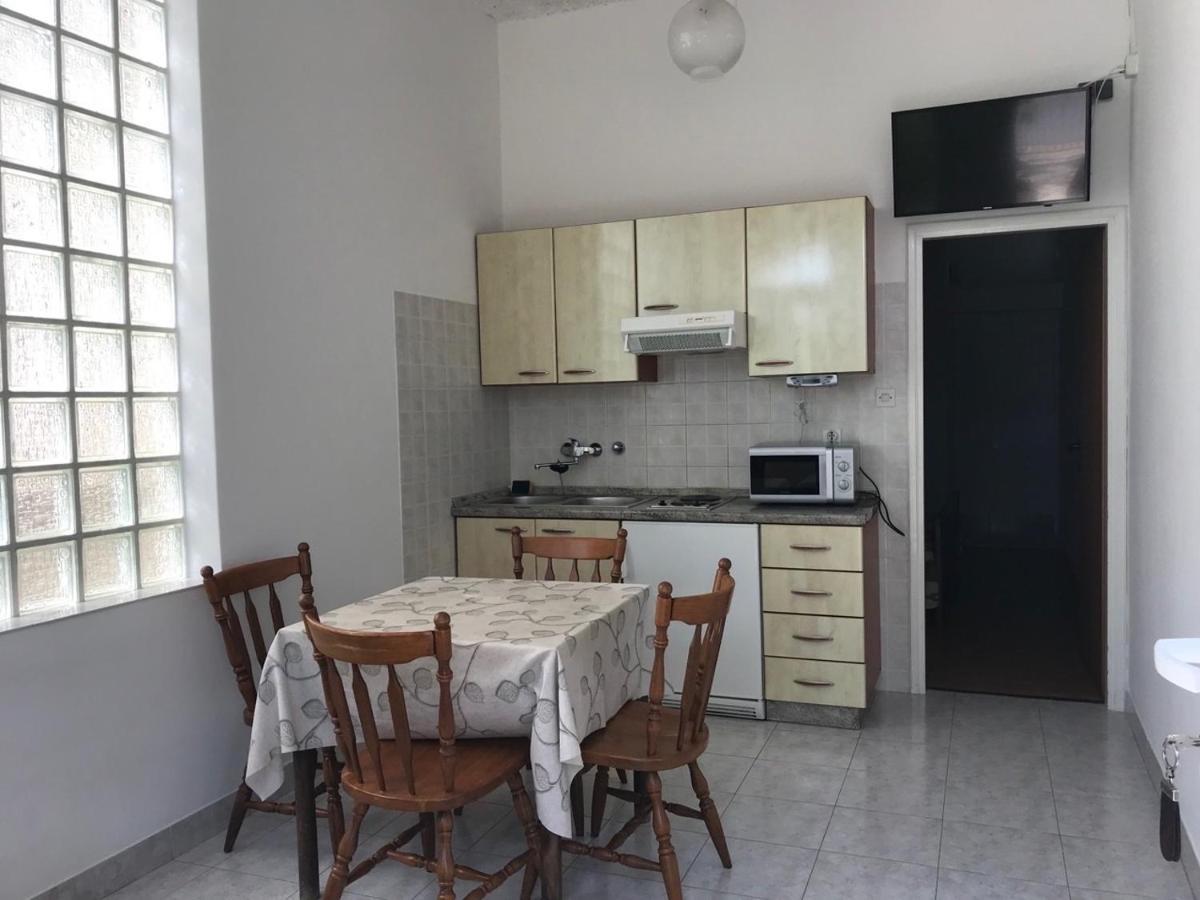 Apartments Marija Lopar Luaran gambar