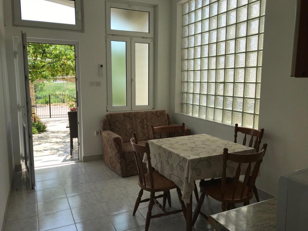 Apartments Marija Lopar Luaran gambar